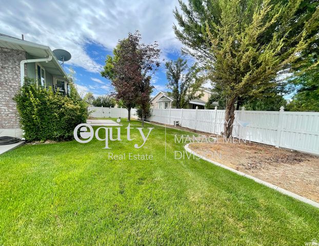 11742 S TATTERED ANGEL CV, Riverton, UT 84065