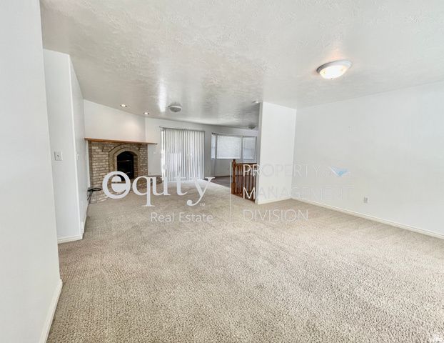 11742 S TATTERED ANGEL CV, Riverton, UT 84065