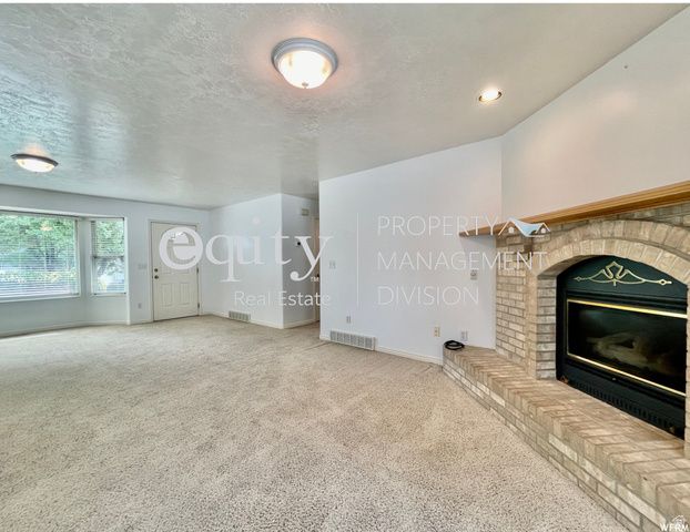 11742 S TATTERED ANGEL CV, Riverton, UT 84065