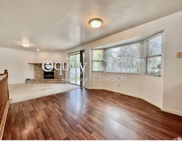 11742 S TATTERED ANGEL CV, Riverton, UT 84065