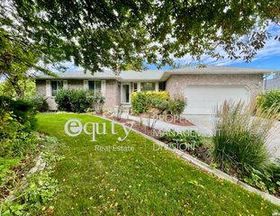 11742 S TATTERED ANGEL CV, Riverton, UT 84065