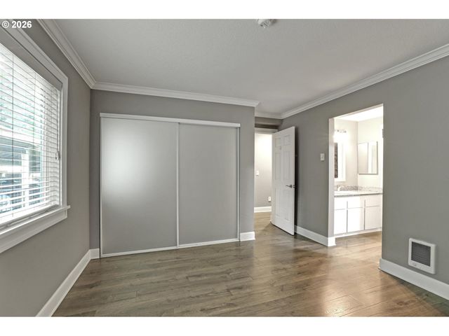 9943 Se TALBERT St, Clackamas, OR 97015