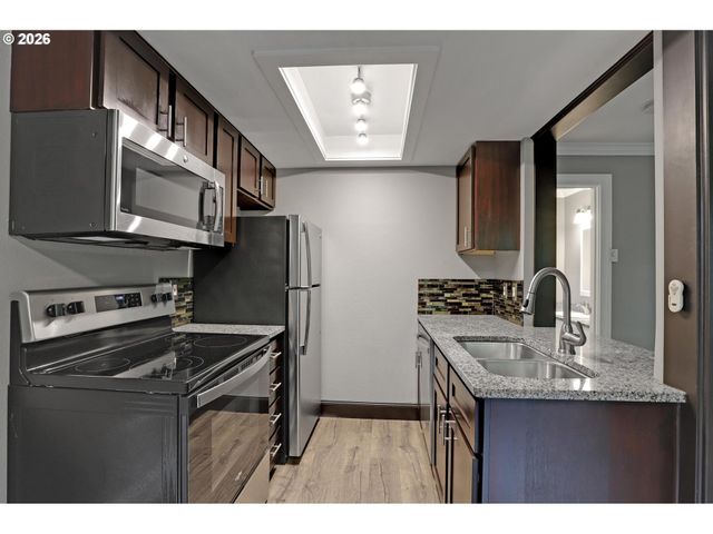 9943 Se TALBERT St, Clackamas, OR 97015