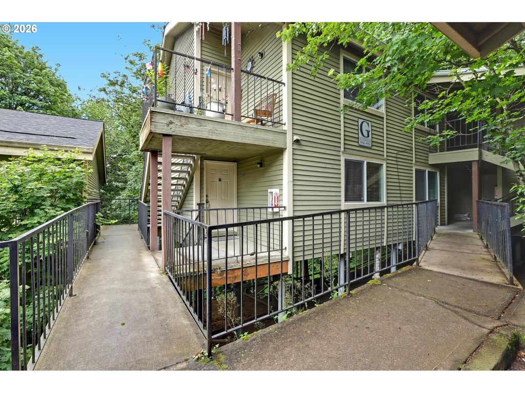 9943 Se TALBERT St, Clackamas, OR 97015