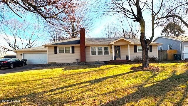 220 S Park Avenue, Aurora, MO 65605