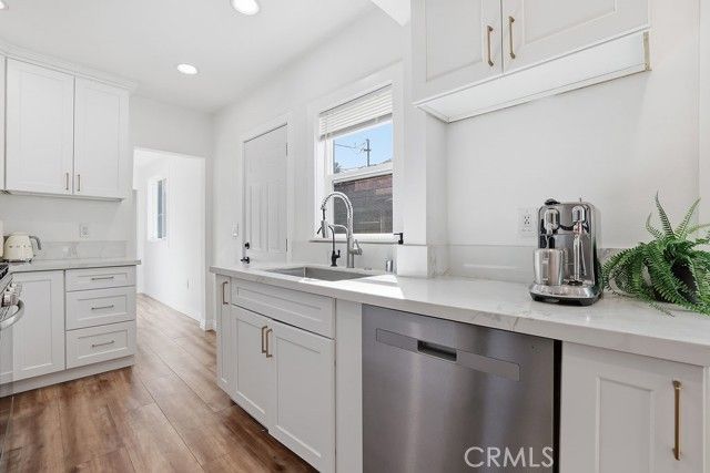 472 E Sunset Street, Long Beach, CA 90805