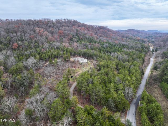 750 Tom White Hollow Road Road, Mohawk, TN 37810