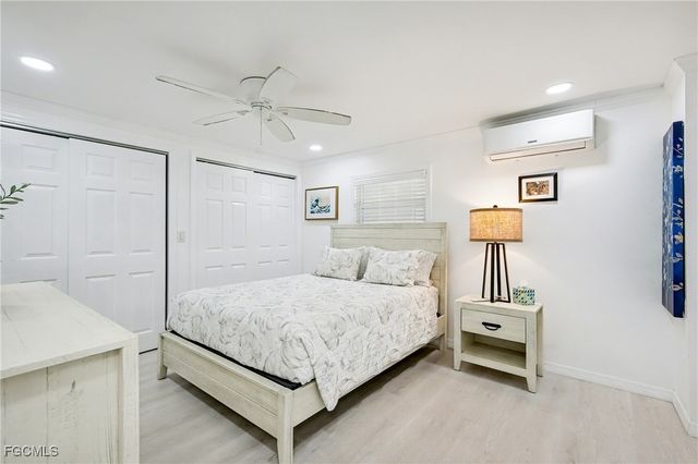 5560 Sir Walter WAY, North Fort Myers, FL 33917