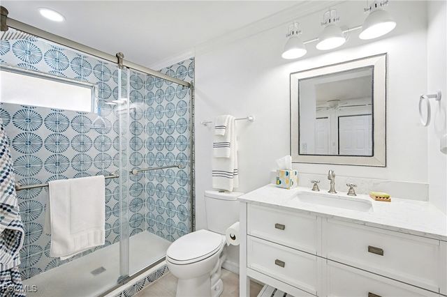 5560 Sir Walter WAY, North Fort Myers, FL 33917