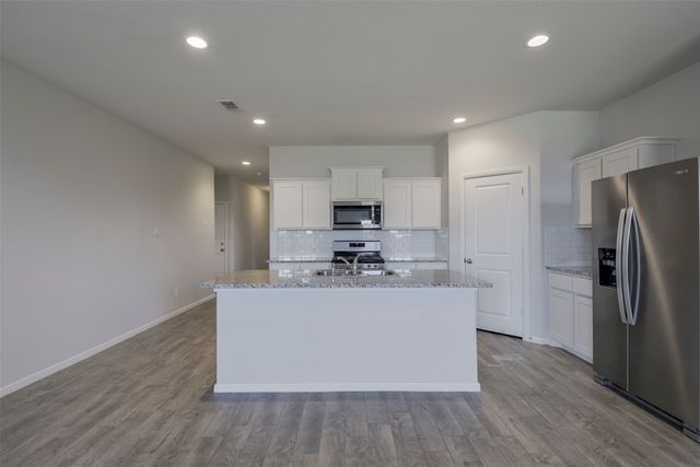 8620 High Hill Drive, Fort Worth, TX 76179