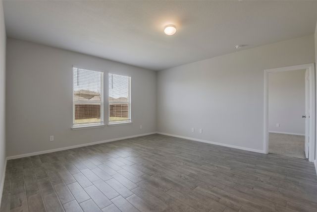 8620 High Hill Drive, Fort Worth, TX 76179