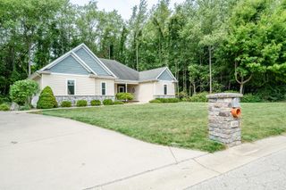 4836 Luther Path, St. Joseph, MI 49085