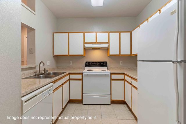 2400-625 Spring Rain Drive, Klein, TX 77379