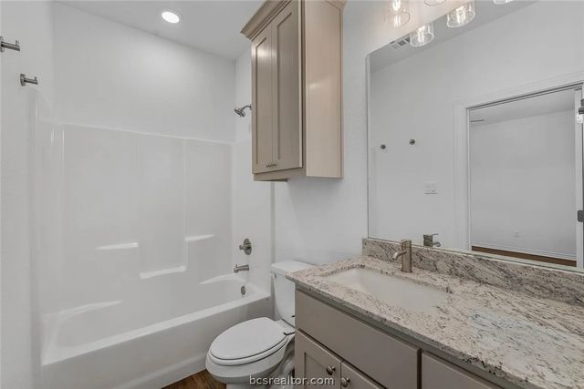 1220 Neal Pickett Drive, College Station, TX 77840