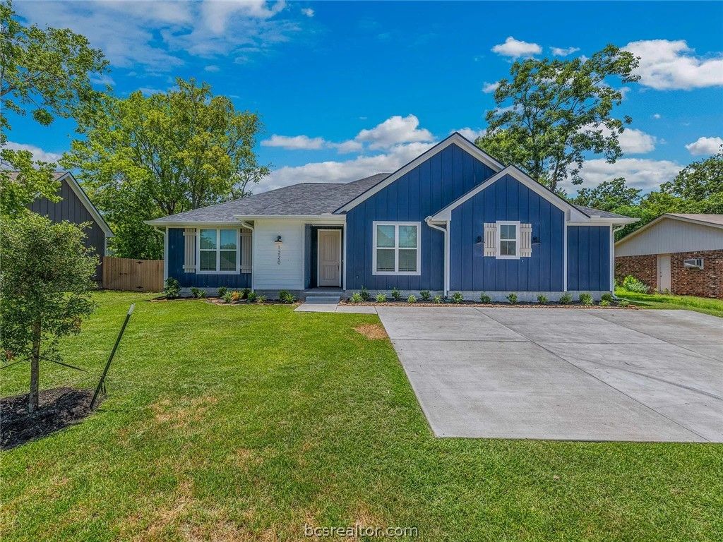 1220 Neal Pickett Drive, College Station, TX 77840