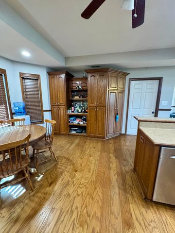 403 PETERSON LN, Ashland, MO 65010