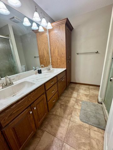 403 PETERSON LN, Ashland, MO 65010