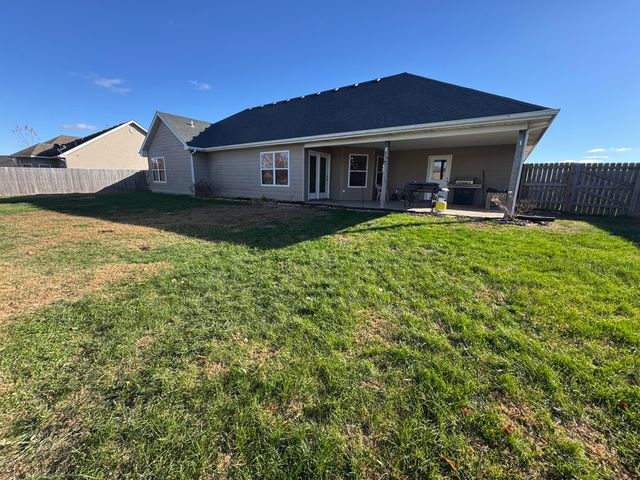 403 PETERSON LN, Ashland, MO 65010