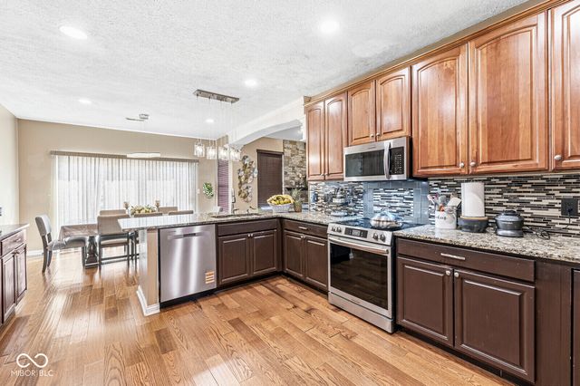 979 Glenmore Trail, Brownsburg, IN 46112