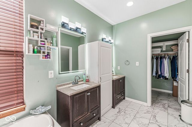 979 Glenmore Trail, Brownsburg, IN 46112