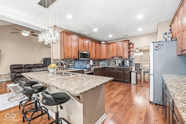 979 Glenmore Trail, Brownsburg, IN 46112