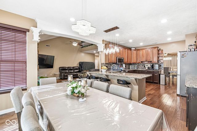 979 Glenmore Trail, Brownsburg, IN 46112