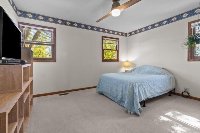 235 Evergreen LANE, Twin Lakes, WI 53181