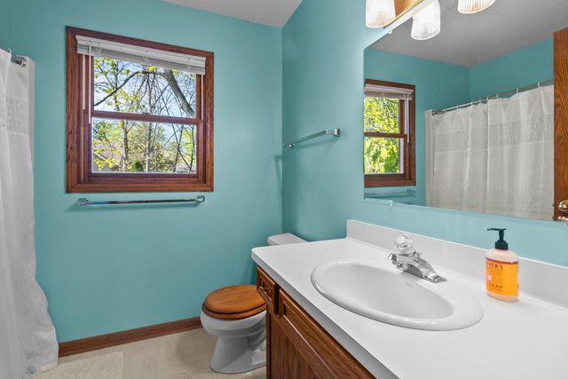 235 Evergreen LANE, Twin Lakes, WI 53181