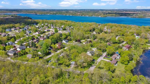 235 Evergreen LANE, Twin Lakes, WI 53181