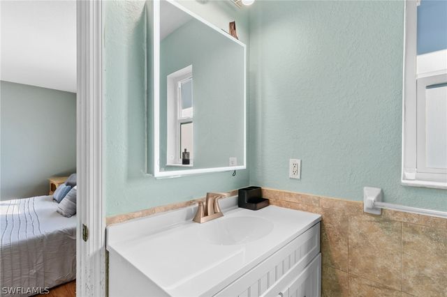 4106 18th ST SW, Lehigh Acres, FL 33976