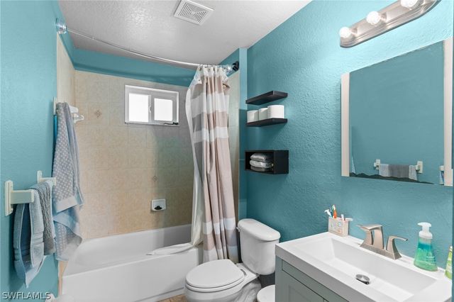 4106 18th ST SW, Lehigh Acres, FL 33976