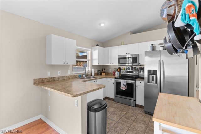 4106 18th ST SW, Lehigh Acres, FL 33976