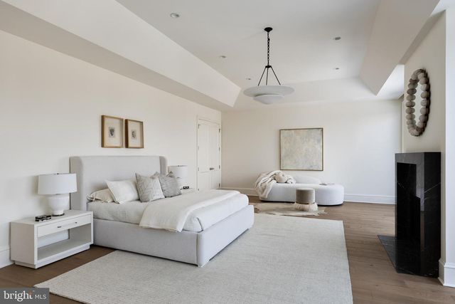 8634 OVERLOOK RD, Mclean, VA 22102