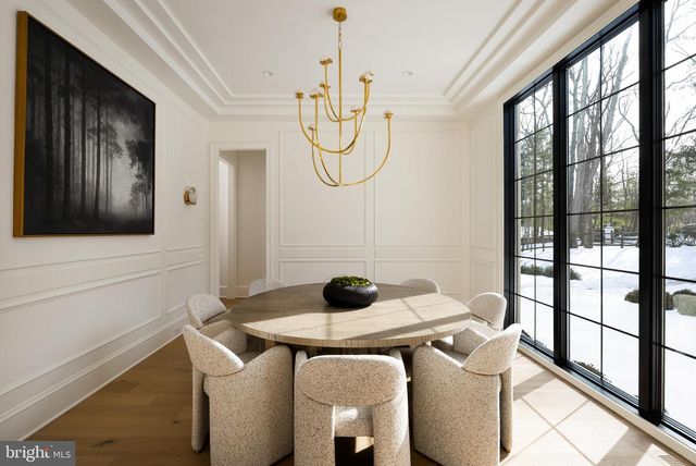 8634 OVERLOOK RD, Mclean, VA 22102