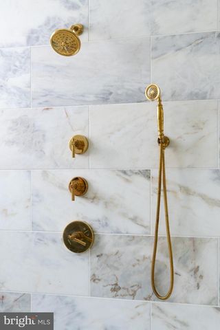 8634 OVERLOOK RD, Mclean, VA 22102