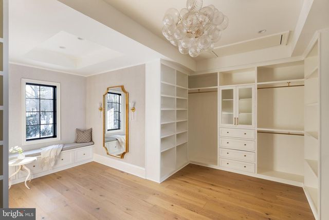 8634 OVERLOOK RD, Mclean, VA 22102