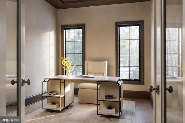 8634 OVERLOOK RD, Mclean, VA 22102