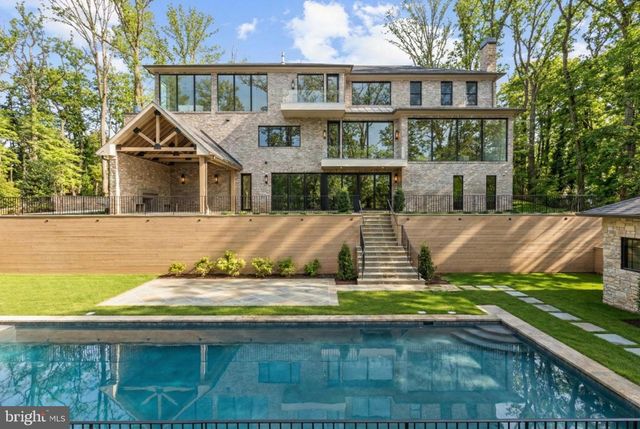 8634 OVERLOOK RD, Mclean, VA 22102