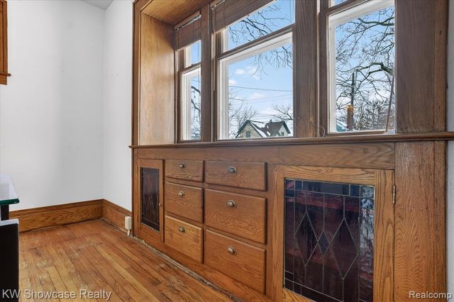 733 N Walnut Street, Lansing, MI 48906