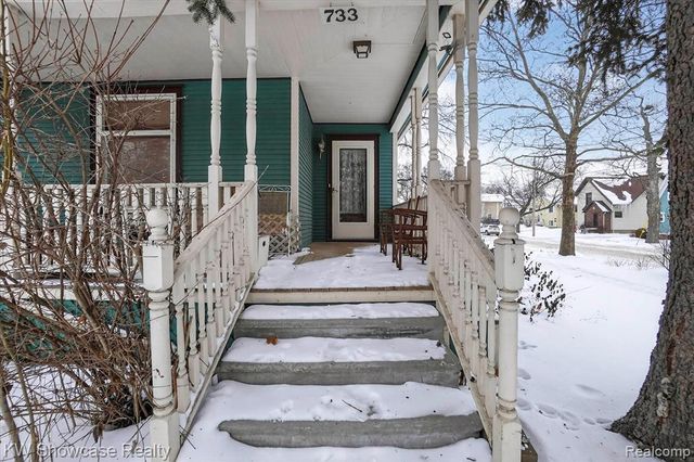 733 N Walnut Street, Lansing, MI 48906