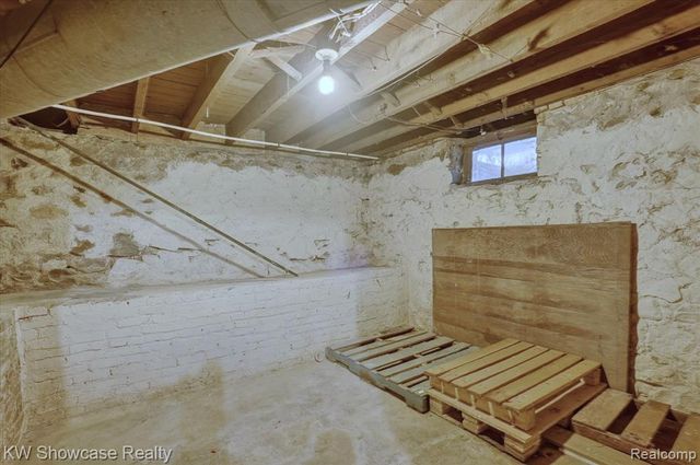 733 N Walnut Street, Lansing, MI 48906