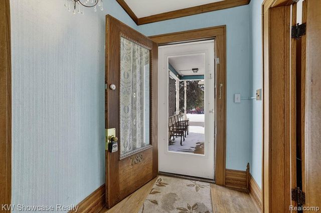 733 N Walnut Street, Lansing, MI 48906