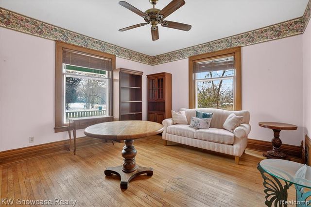 733 N Walnut Street, Lansing, MI 48906