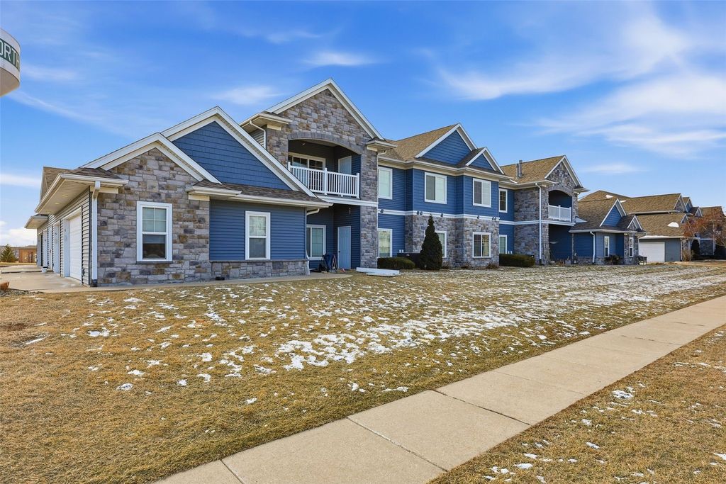 470 Penn Court 6, North Liberty, IA 52317