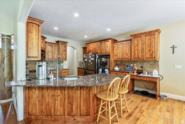 316 E AZURE CIR, Draper, UT 84020