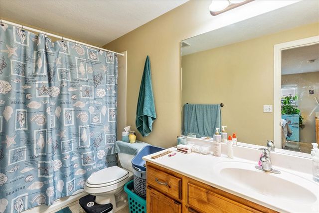 316 E AZURE CIR, Draper, UT 84020