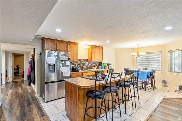 316 E AZURE CIR, Draper, UT 84020
