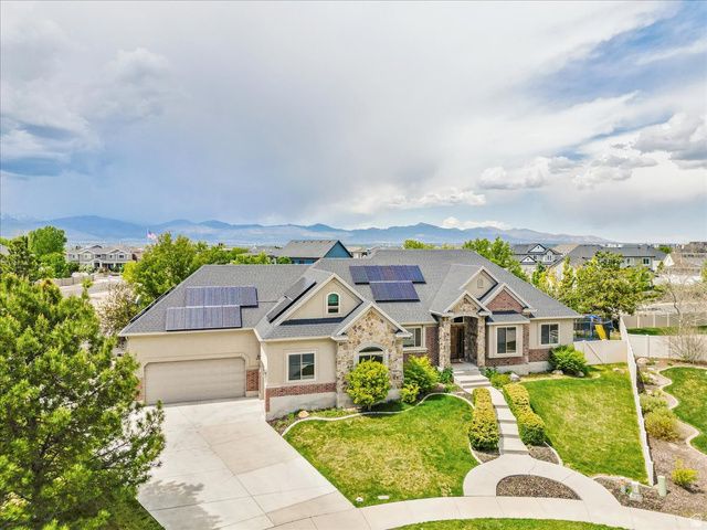 316 E AZURE CIR, Draper, UT 84020
