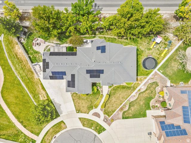 316 E AZURE CIR, Draper, UT 84020