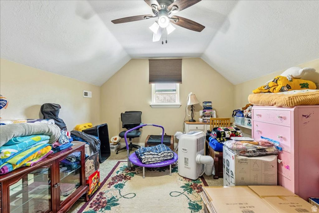 Image 30 of property listing at 316 E AZURE CIR, Draper, UT 84020